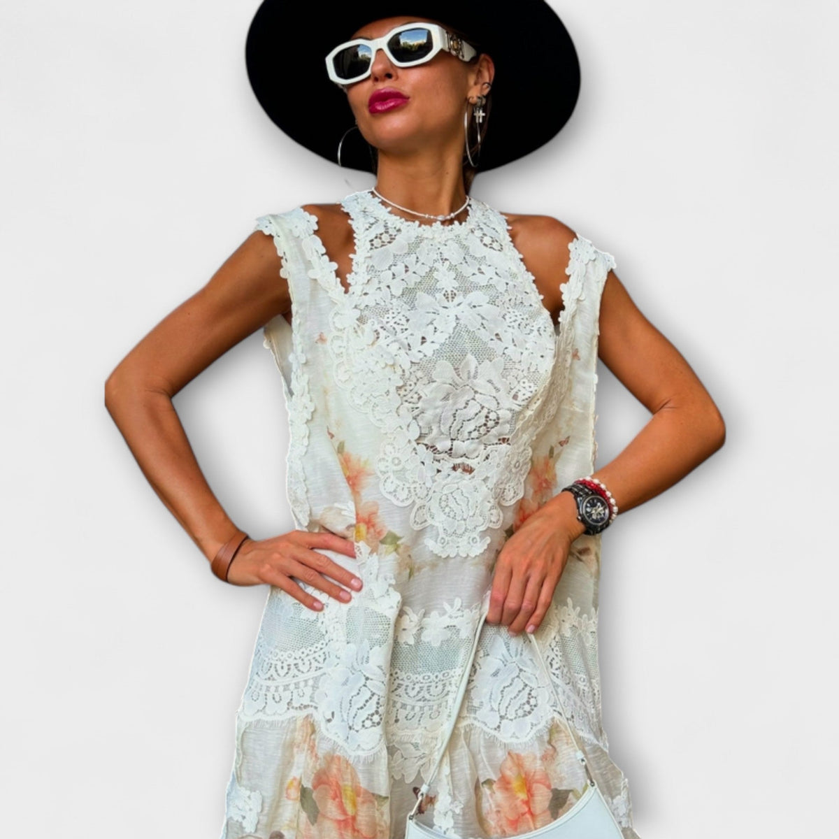 Lottie - Elegante Vestido Maxi de Encaje Kelly