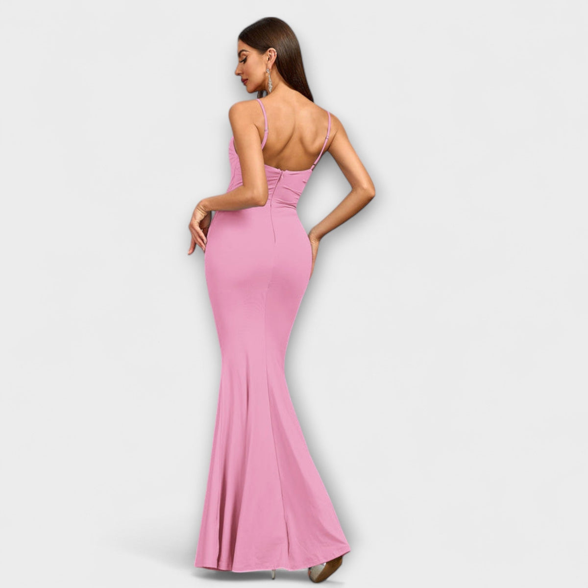 Callie - Vestido Elegante con Volantes