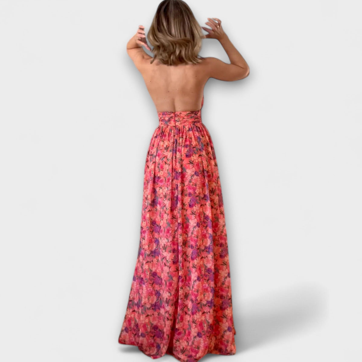 Nortrud - Vestido maxi sin espalda con estampado floral
