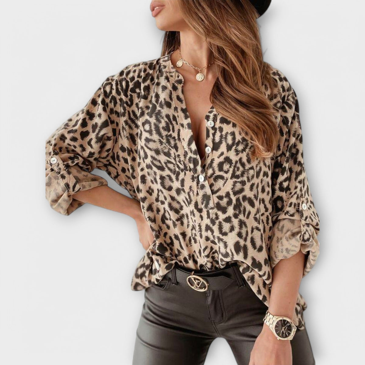 Blusa de moda con estampado de leopardo