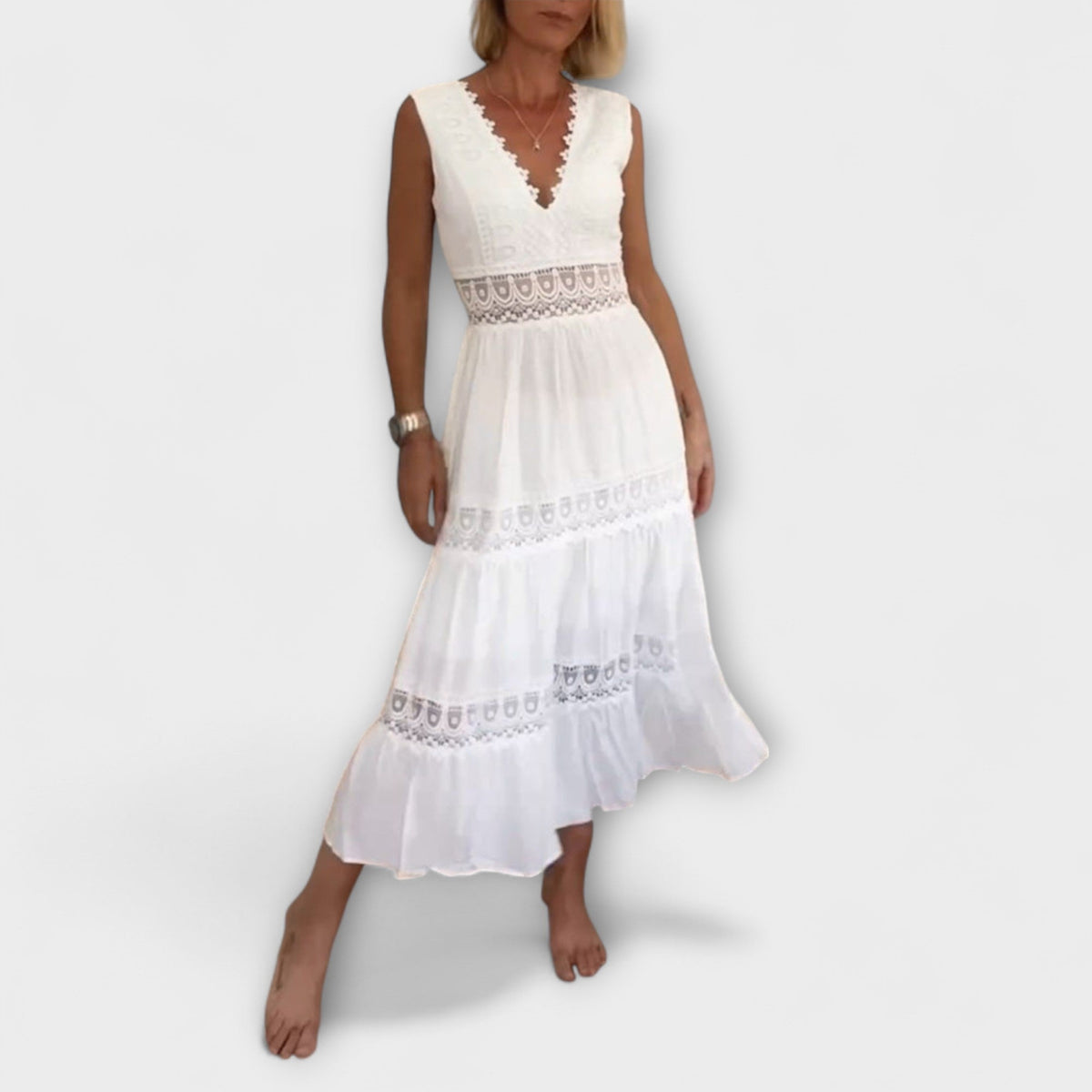 Aurélie - Vestido elegante de encaje con escote en V