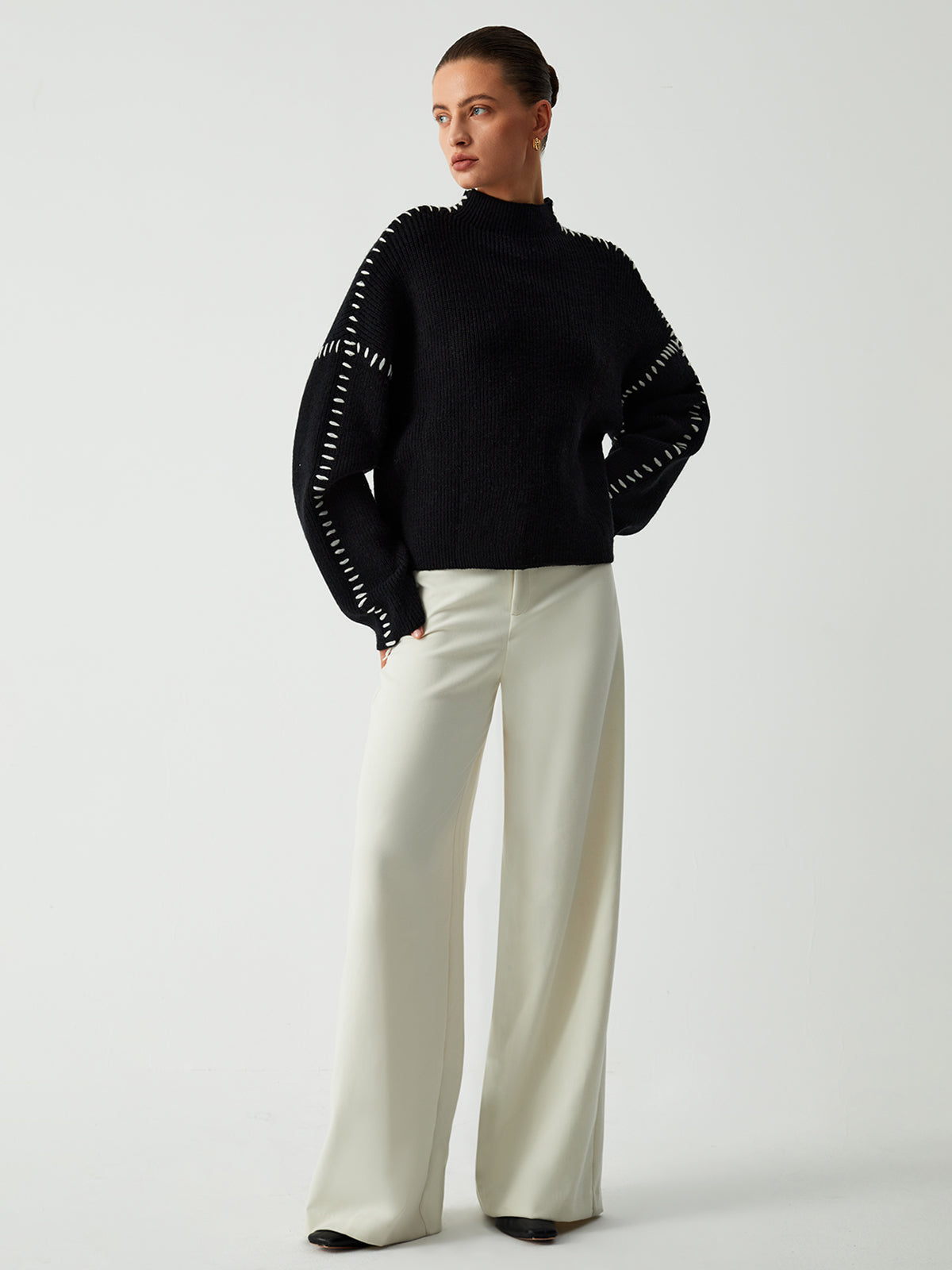Alma | Suéter Oversize-Dolcevita con detalles de Piqué