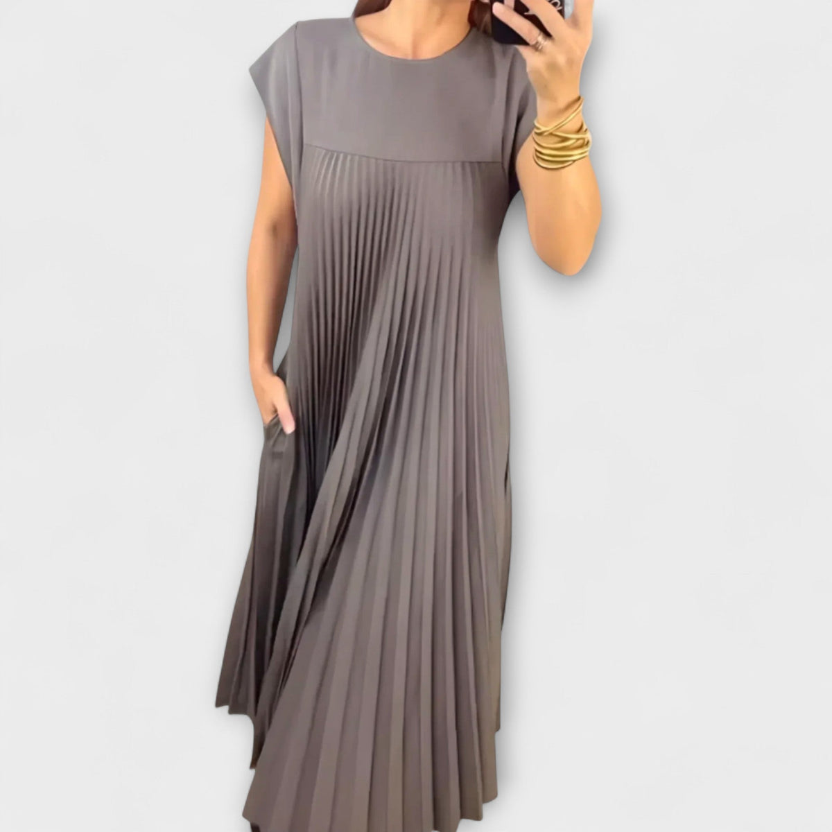 Zairelle – Vestido Plisado Elegante