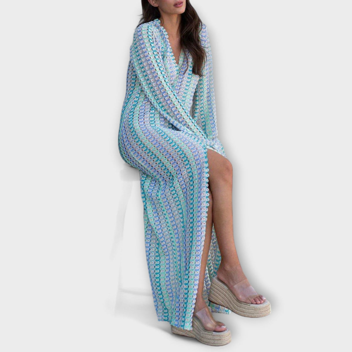 Elina – Vestido maxi con escote en V y un toque vacacional