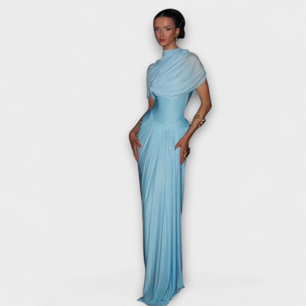 Vestido largo con cuello alto