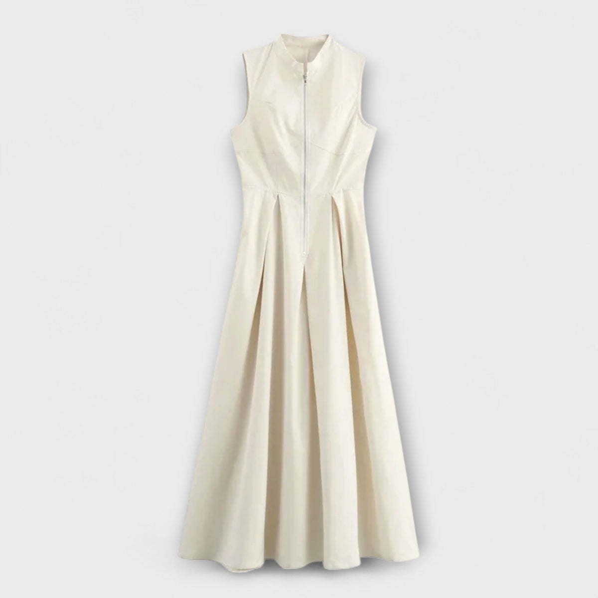 Vestido corto sin mangas con plisados y corte ajustado midi